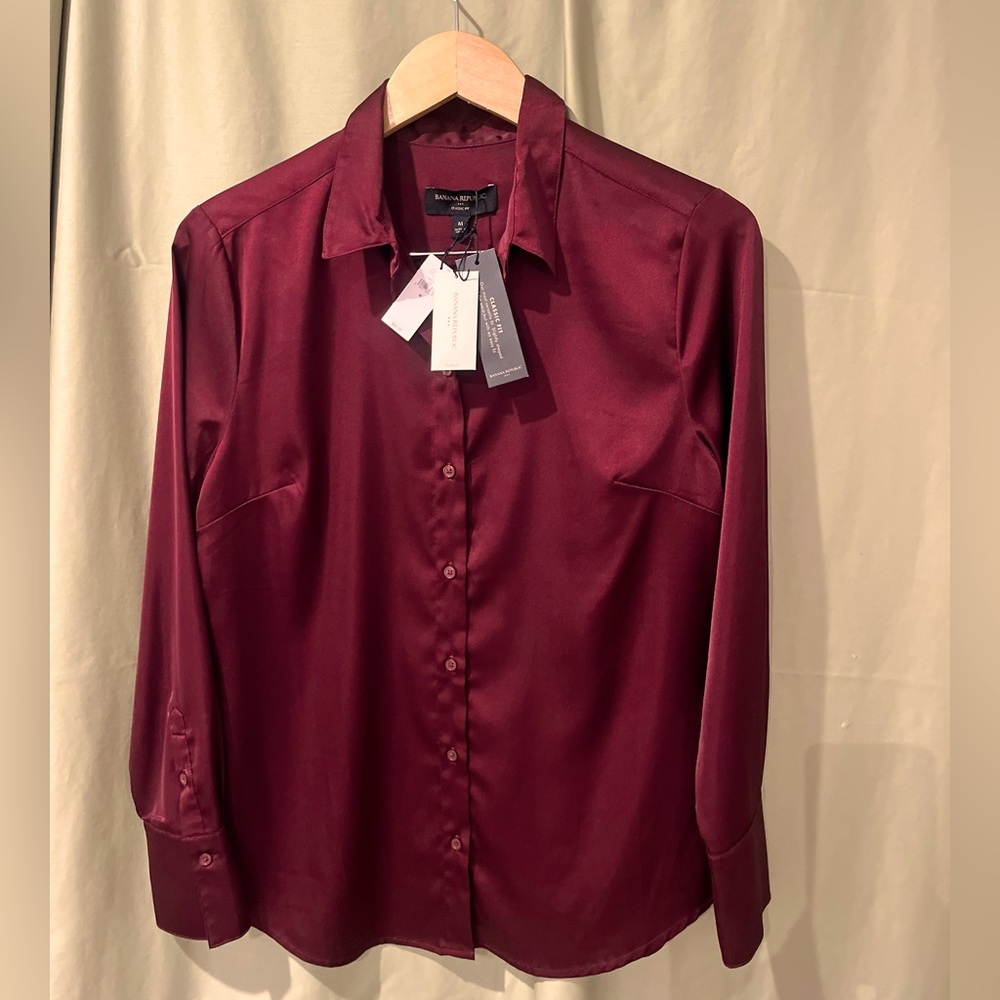 Banana Republic Classic Satin Shirt, Dark Cherry, size M